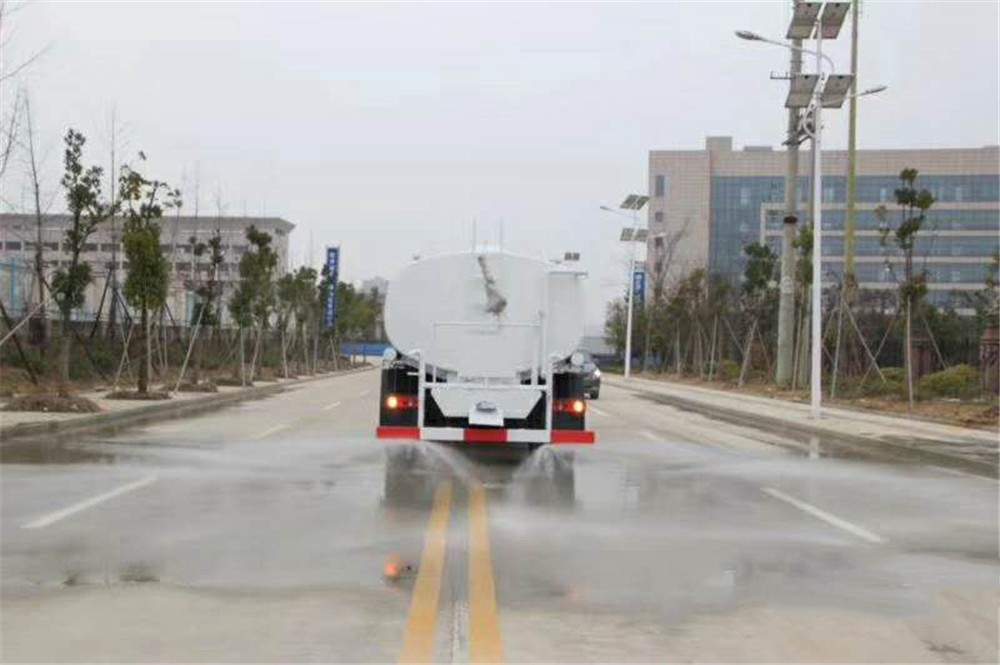 國六12立方東風(fēng)D1L 灑水車