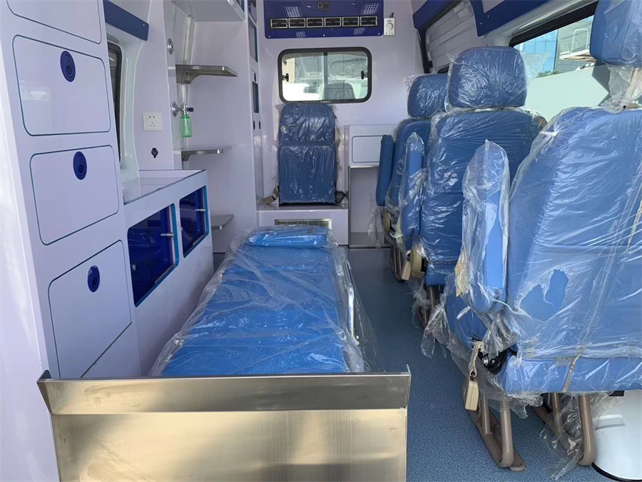 國六福特V348長軸高福星救護車