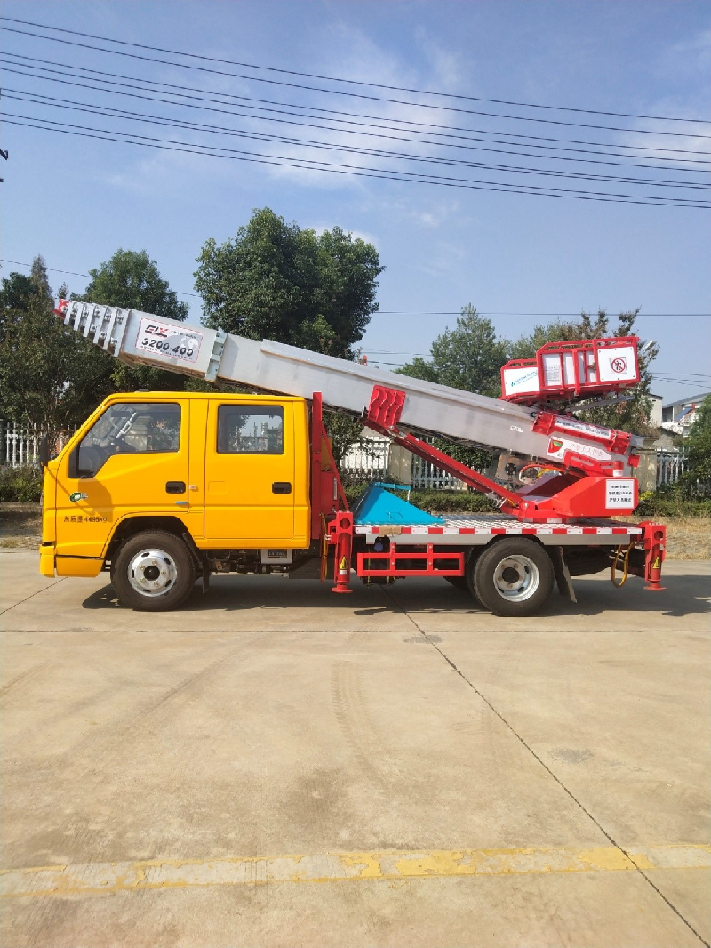 32米國六云梯車