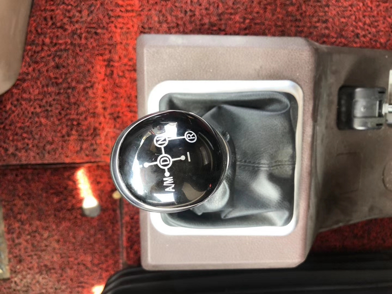 解放JH6國(guó)六前四后八冷藏車